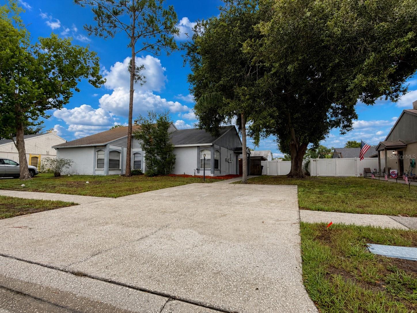 Photo of 7705 CITRONELLA COURT TAMPA FL 33625