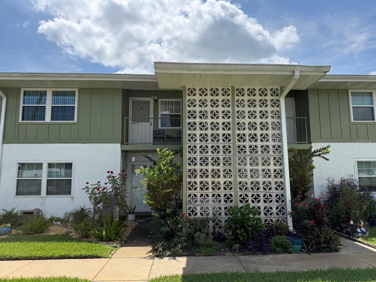 Photo of 840 CENTER AVENUE #100 HOLLY HILL FL 32117