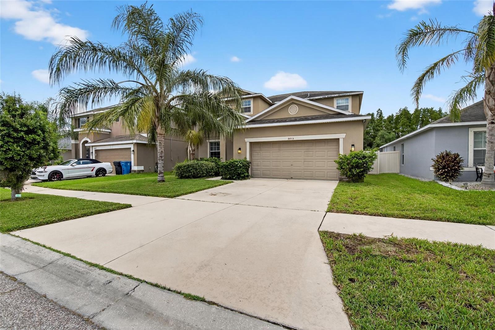 Photo of 8435 HUNTERS FORK LOOP RUSKIN FL 33573
