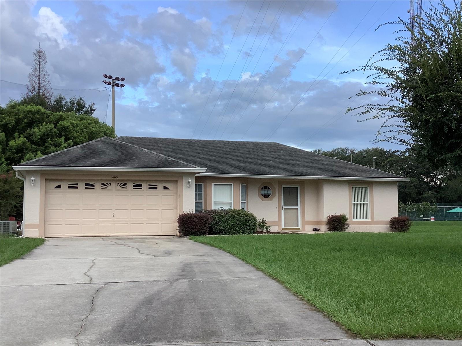 Photo of 665 STEVELYNN CIRCLE WINTER GARDEN FL 34787
