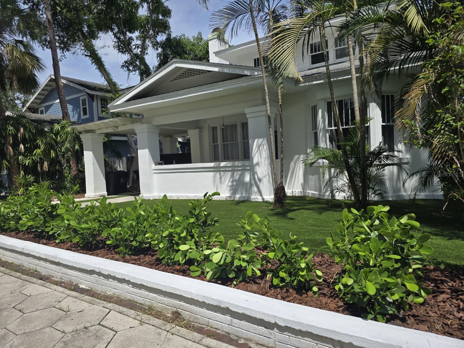 Photo of 691 10TH AVENUE ST PETERSBURG FL 33701