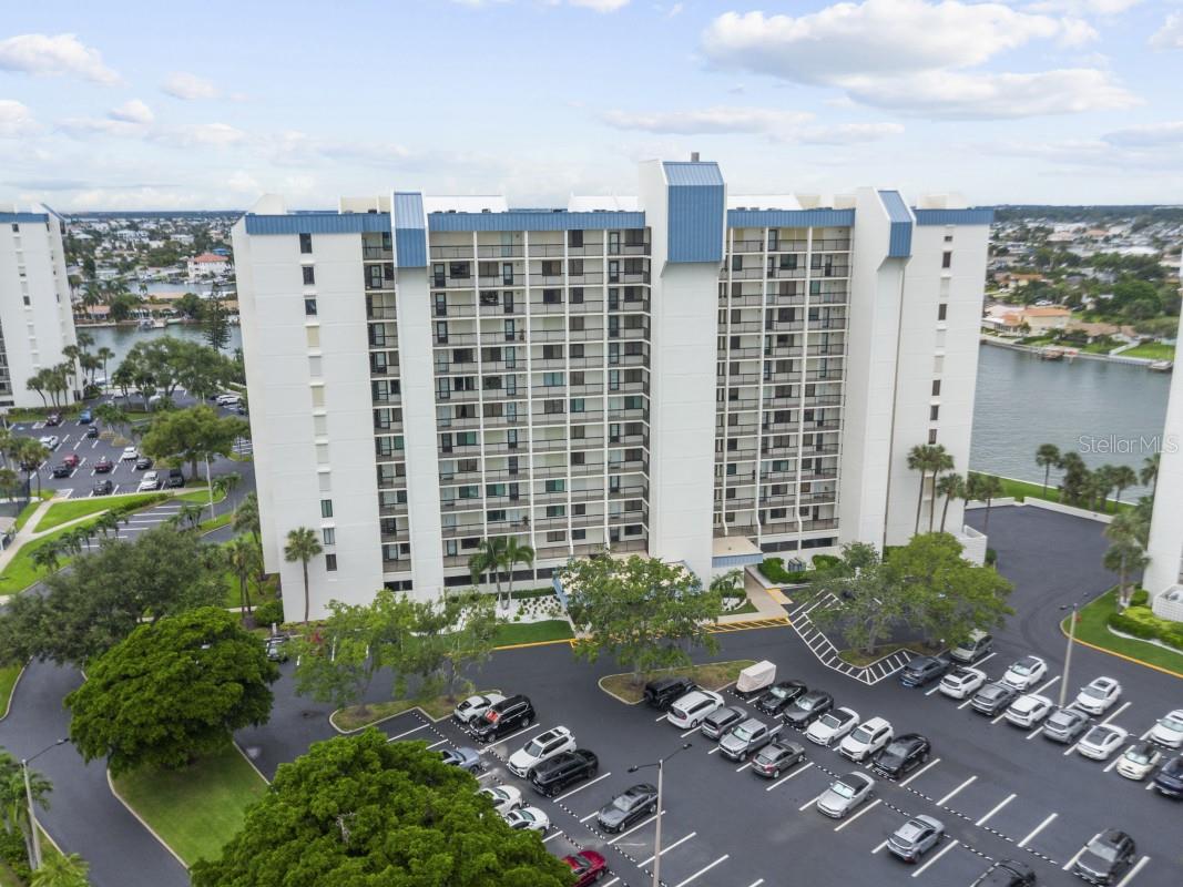 Photo of 9425 BLIND PASS ROAD #1207 ST PETERSBURG FL 33706