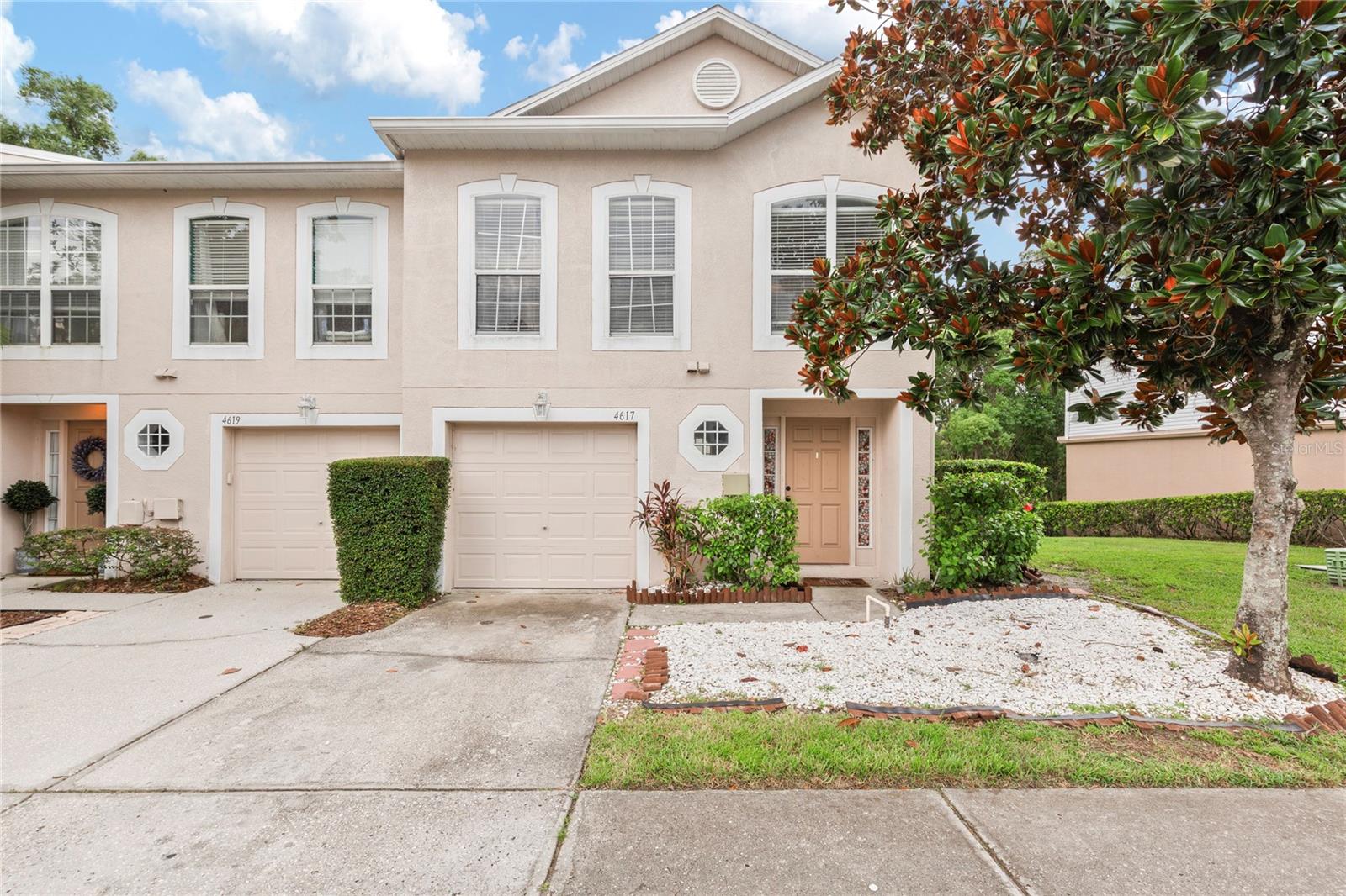 Photo of 4617 ASHBURN SQUARE DRIVE TAMPA FL 33610