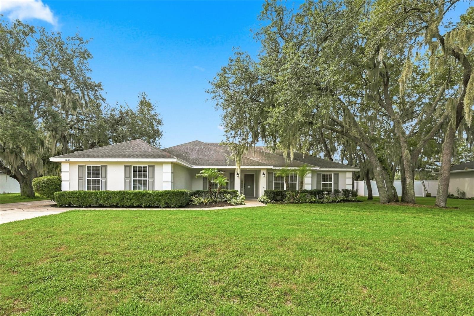 Photo of 1845 FARRINGTON DRIVE LAKELAND FL 33809