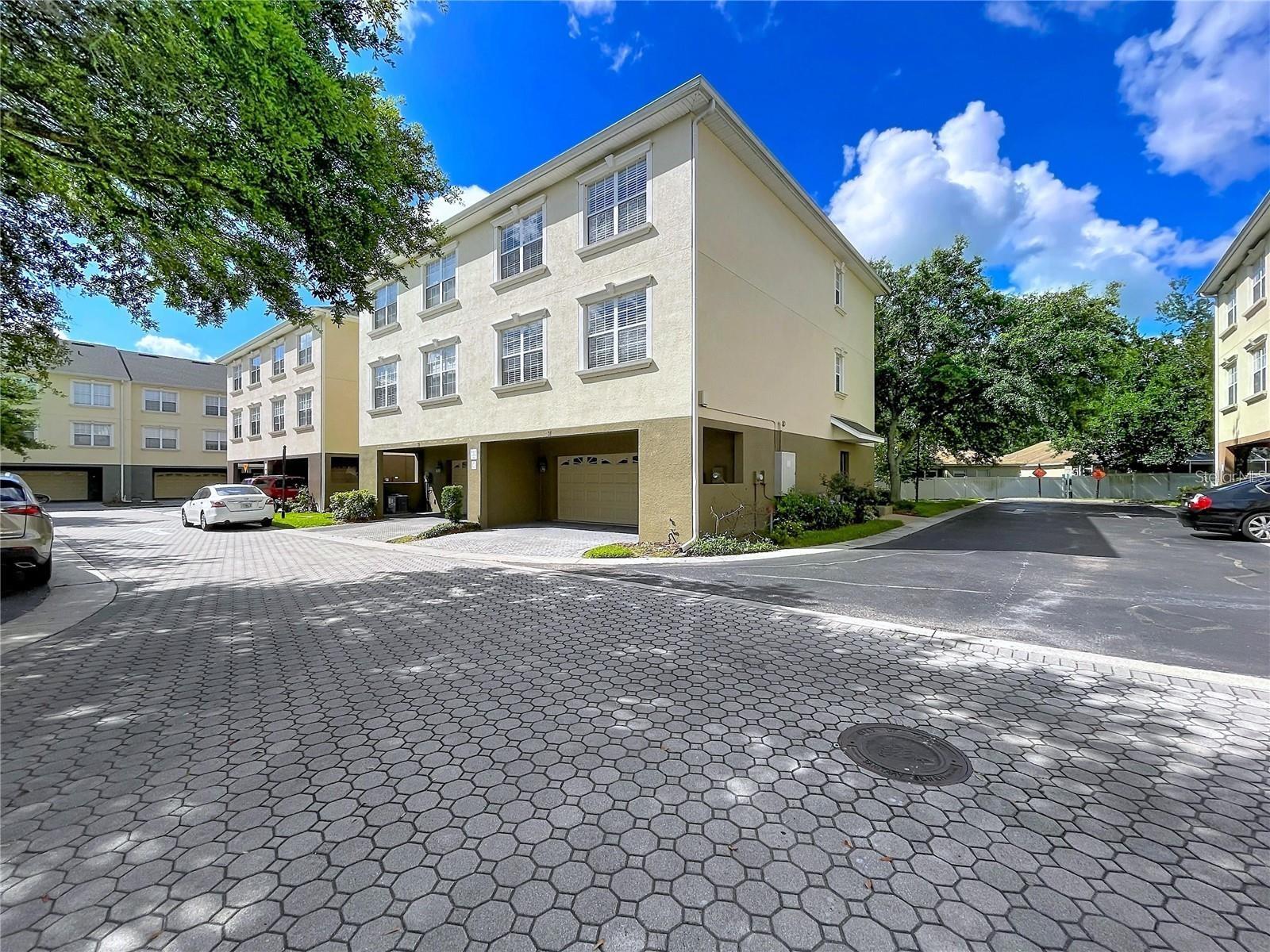 Photo of 10144 ARBOR RUN DRIVE #31 TAMPA FL 33647