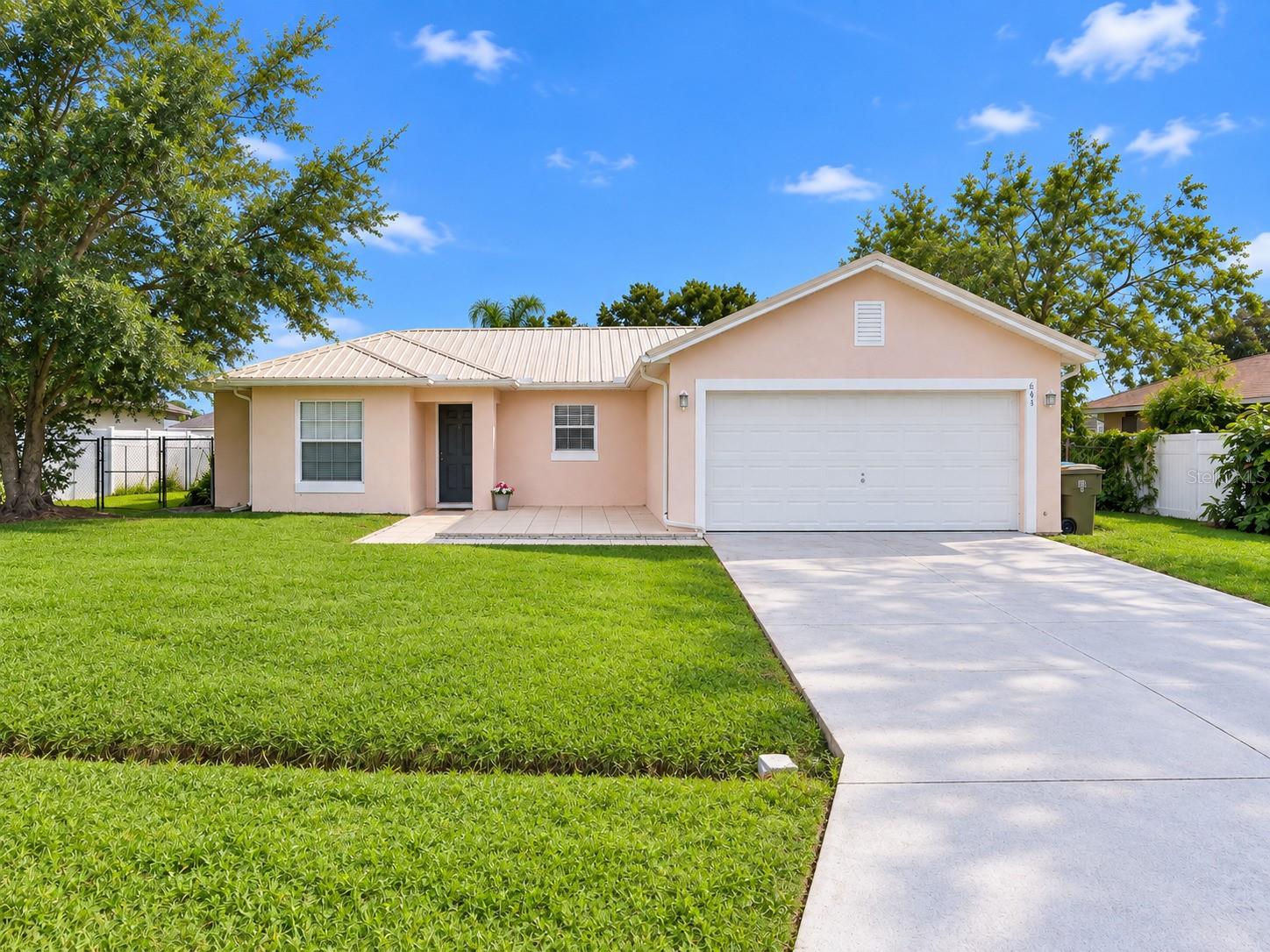 Photo of 663 HERALDO COURT KISSIMMEE FL 34758