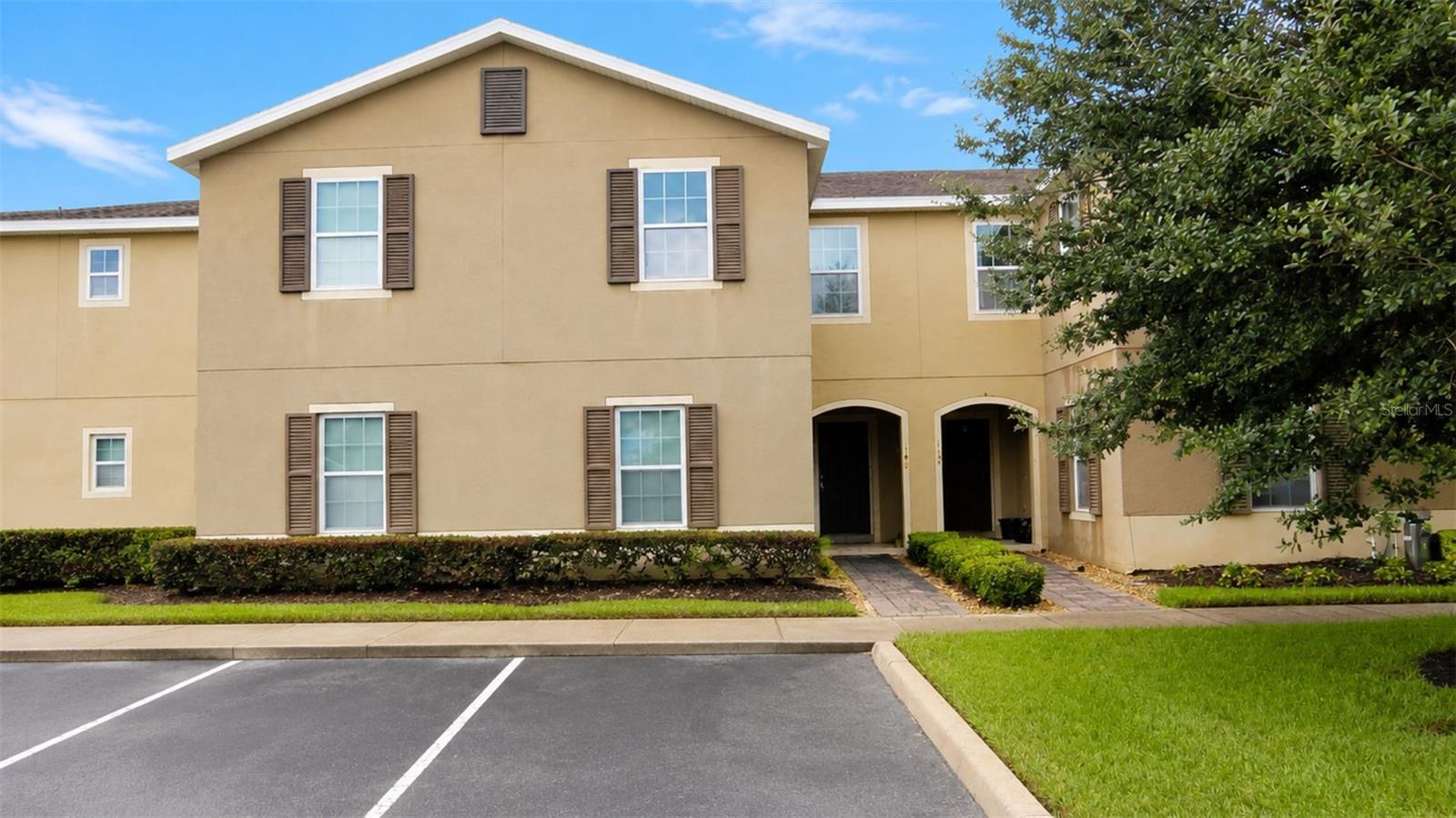 Photo of 140 PRIMROSE DRIVE DAVENPORT FL 33837