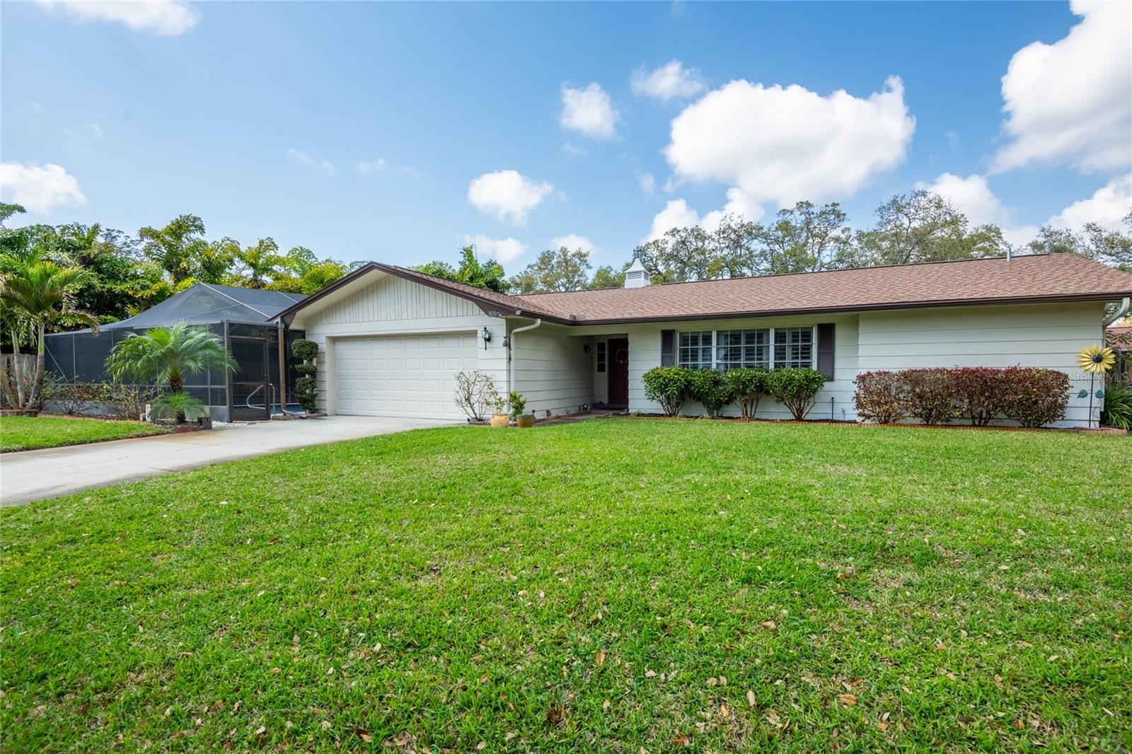 Photo of 1830 OAK FOREST DRIVE CLEARWATER FL 33759