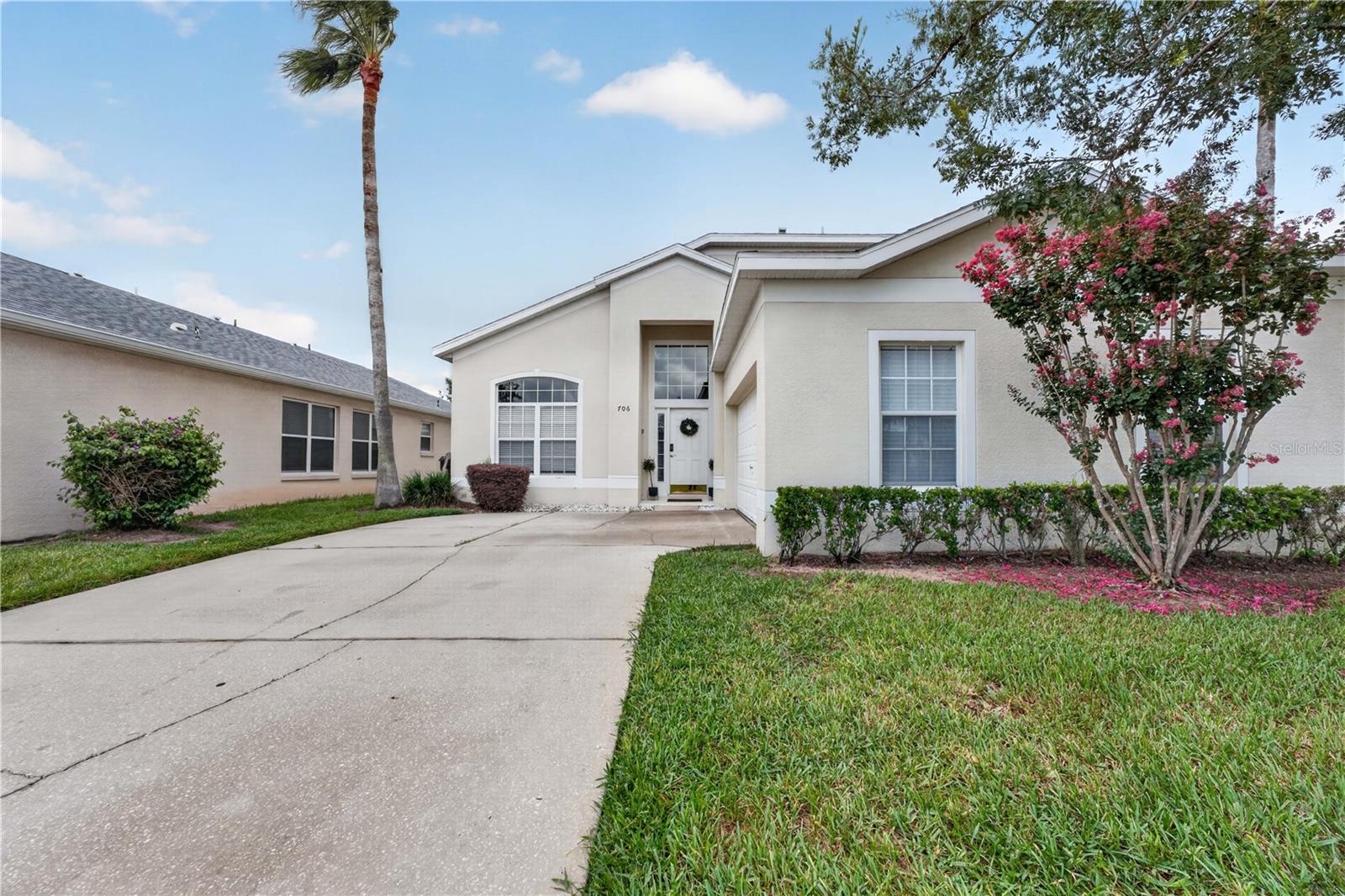 Photo of 706 LOCKBREEZE DRIVE DAVENPORT FL 33897