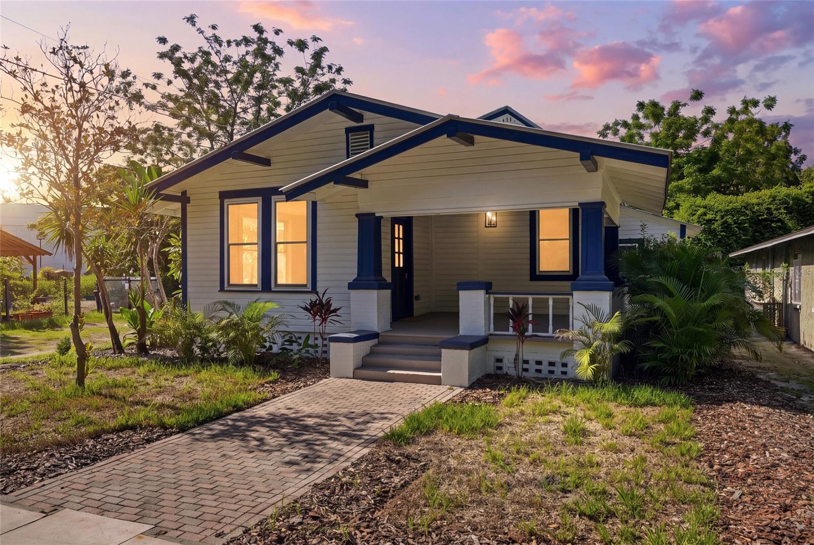 Photo of 511 E FRANCES AVENUE TAMPA FL 33602