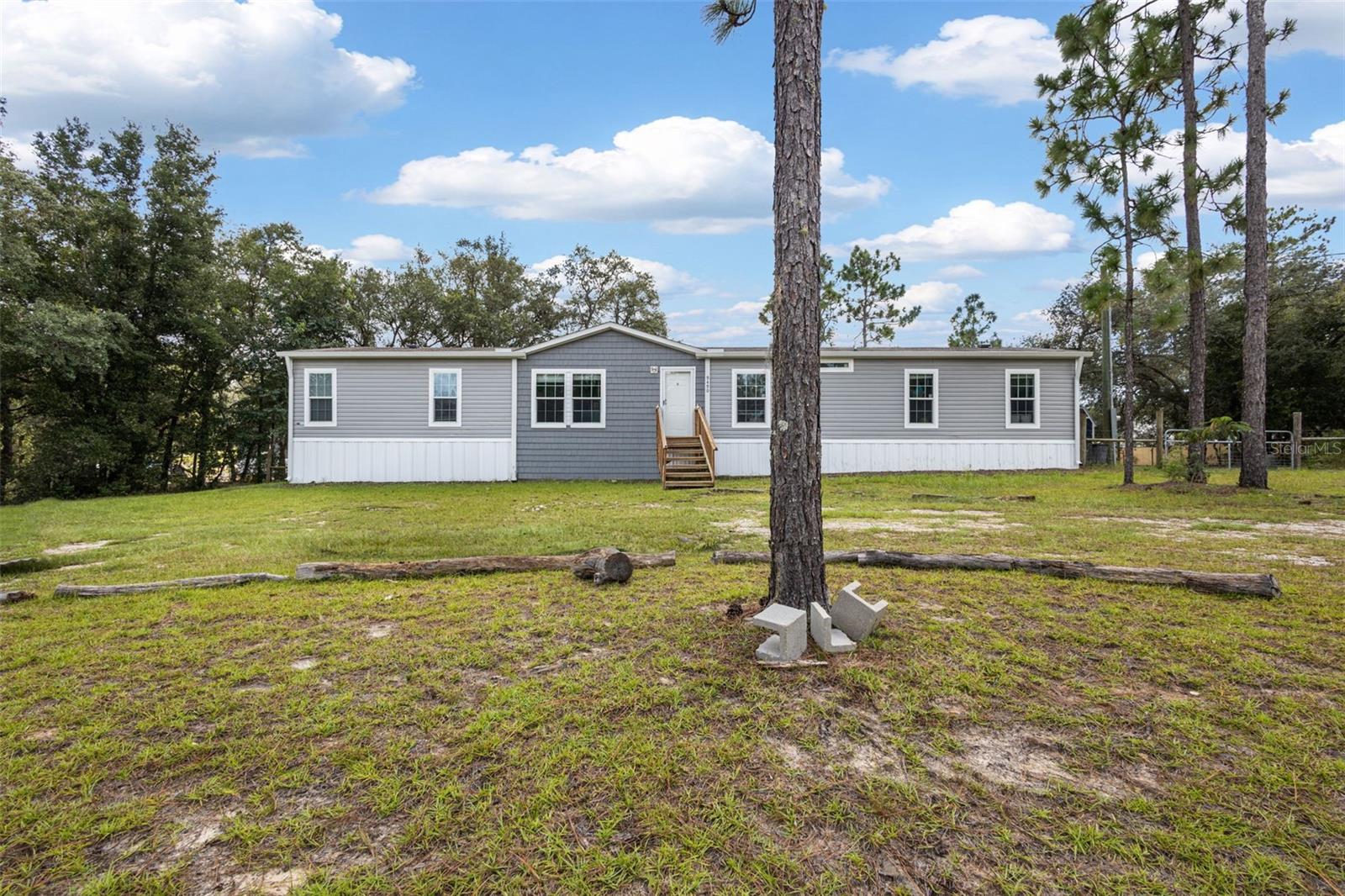 Photo of 9490 NE 77TH PLACE BRONSON FL 32621