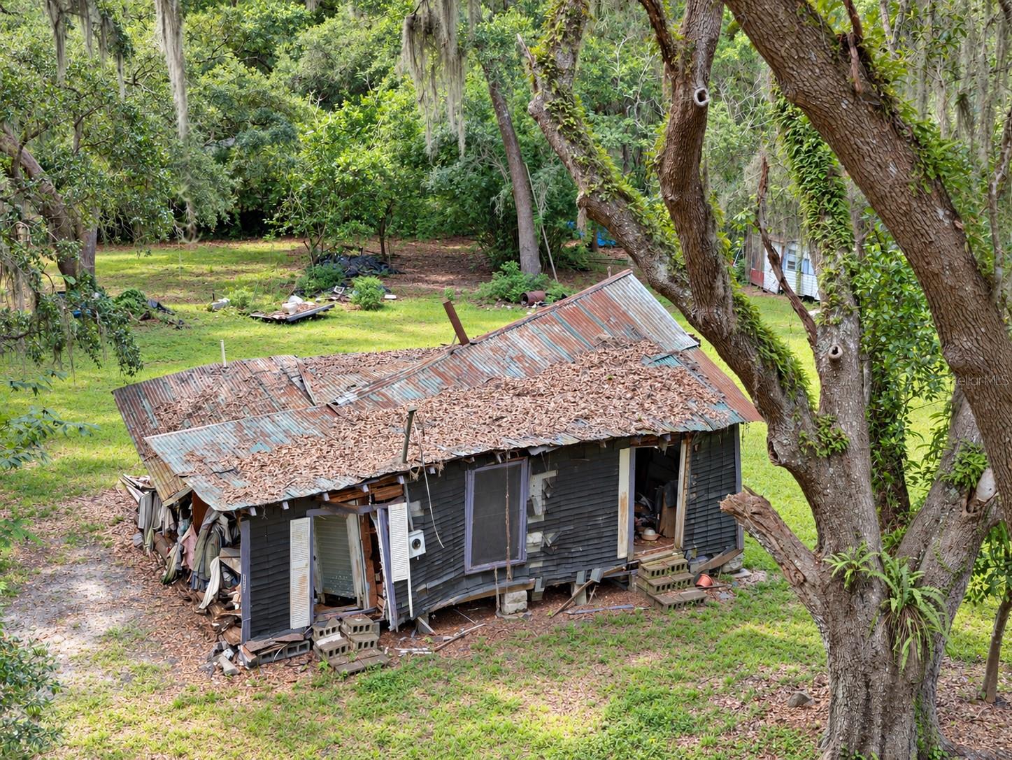 Photo of 302 NE BAY AVENUE MICANOPY FL 32667
