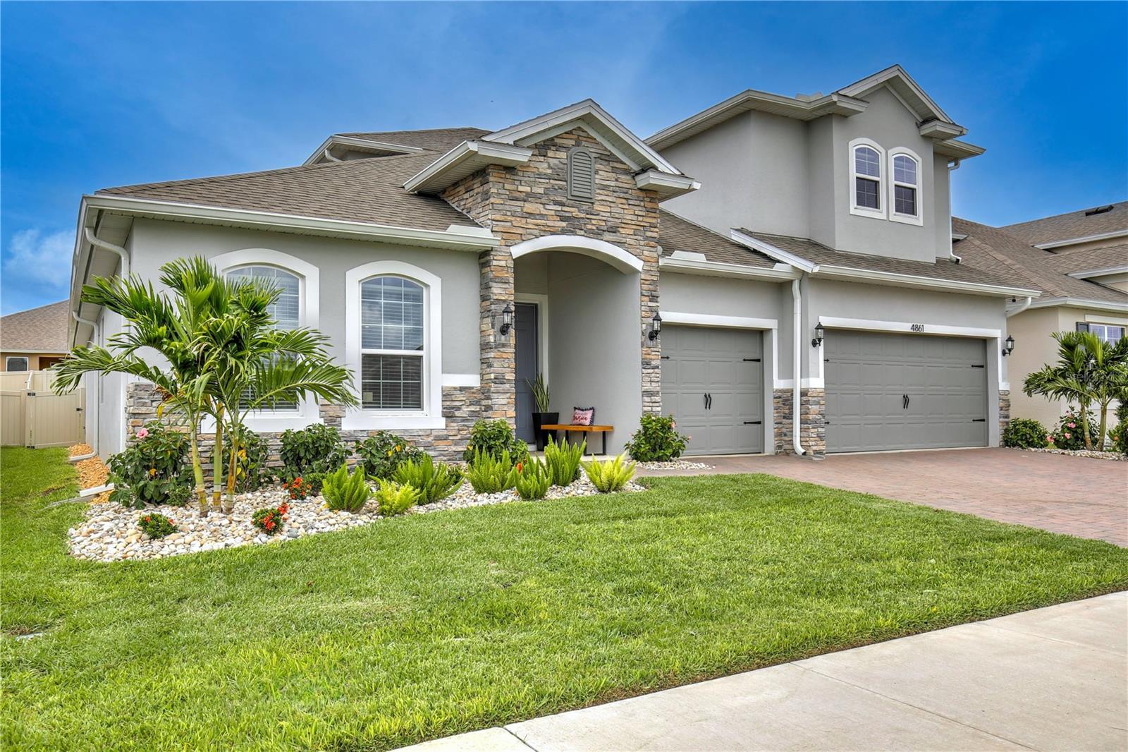 Photo of 4861 CRAGMERE LOOP CLERMONT FL 34711