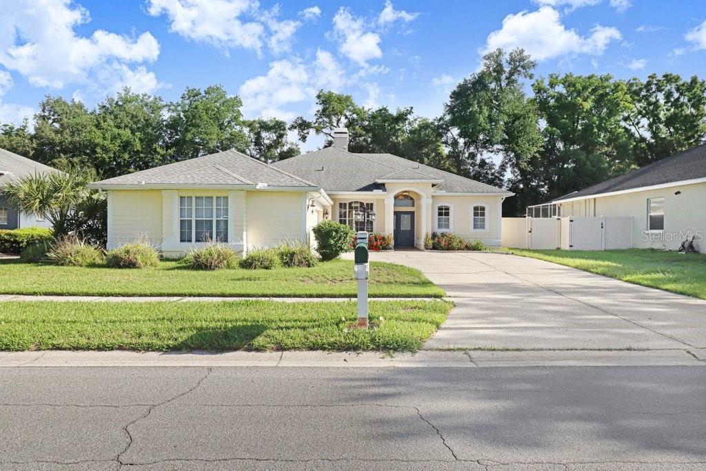 Photo of 3029 MINUTEMAN LANE BRANDON FL 33511