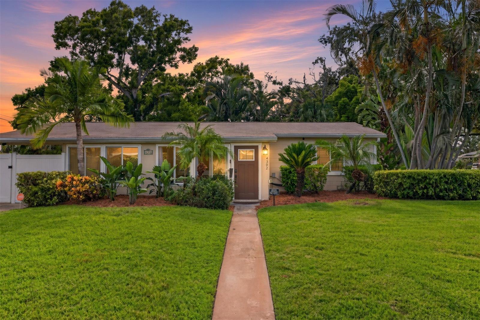 Photo of 4392 WALNUT STREET ST PETERSBURG FL 33703