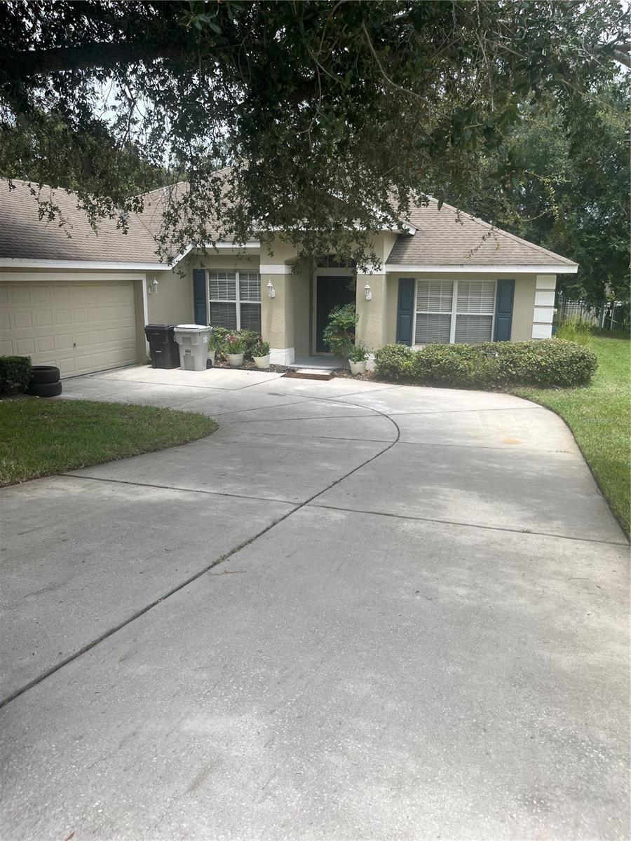 Photo of 375 MAUDEHELEN STREET APOPKA FL 32703