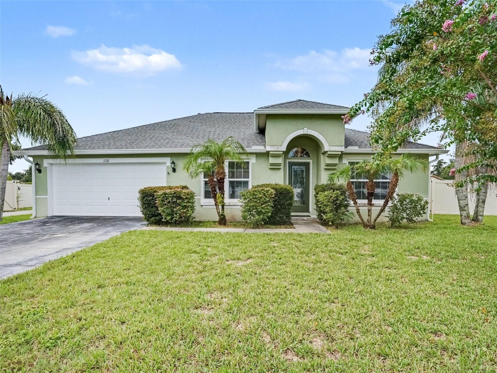 Photo of 128 BRIGHTON CIRCLE AUBURNDALE FL 33823