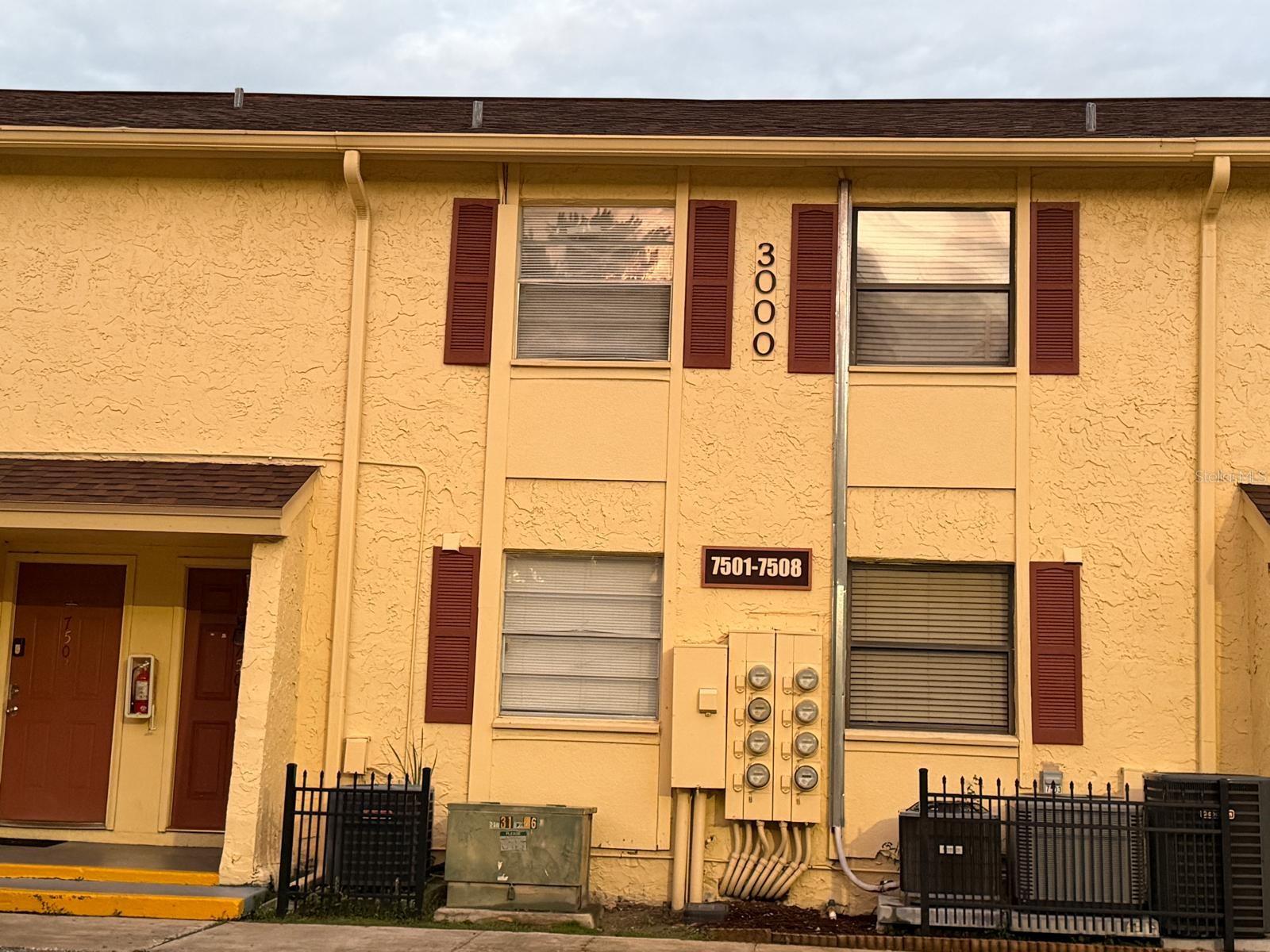 Photo of 7501 GALLINETA COURT TAMPA FL 33615