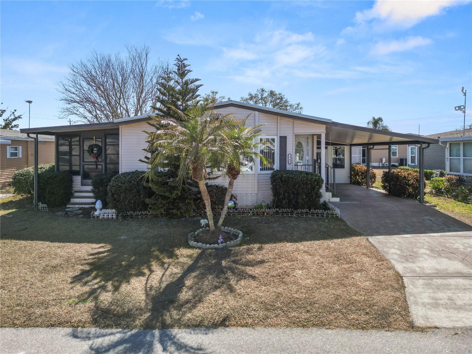 Photo of 1706 FOX HILL DRIVE LAKELAND FL 33810