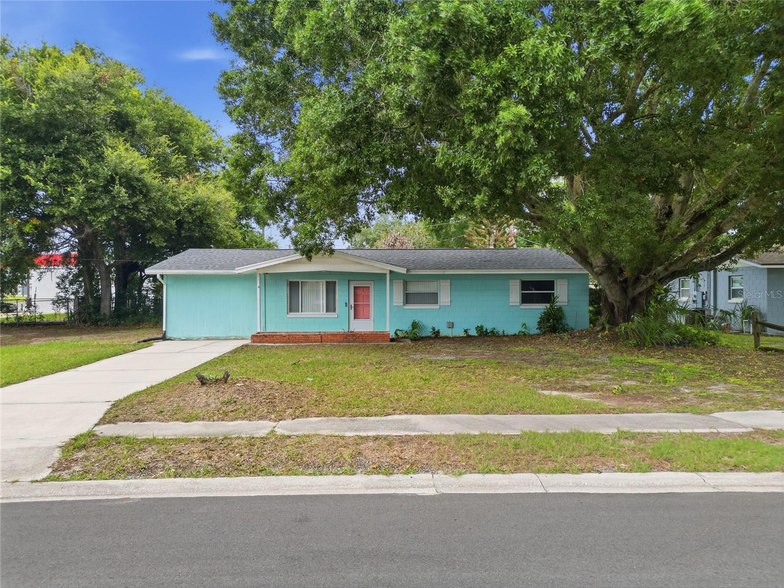 Photo of 120 E HOFFMAN ST LAKE ALFRED FL 33850