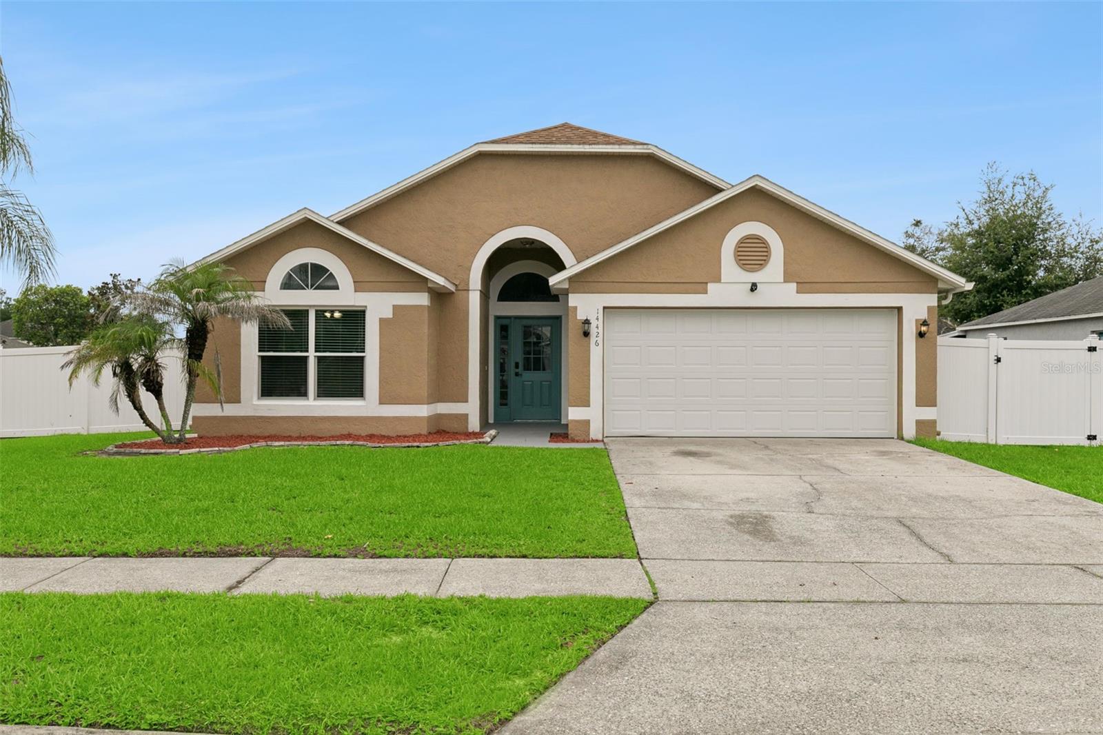 Photo of 14426 LAKE PRICE DRIVE ORLANDO FL 32826