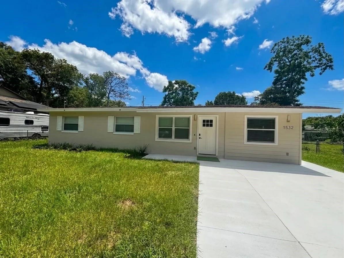 Photo of 1532 E VOTAW ROAD APOPKA FL 32703
