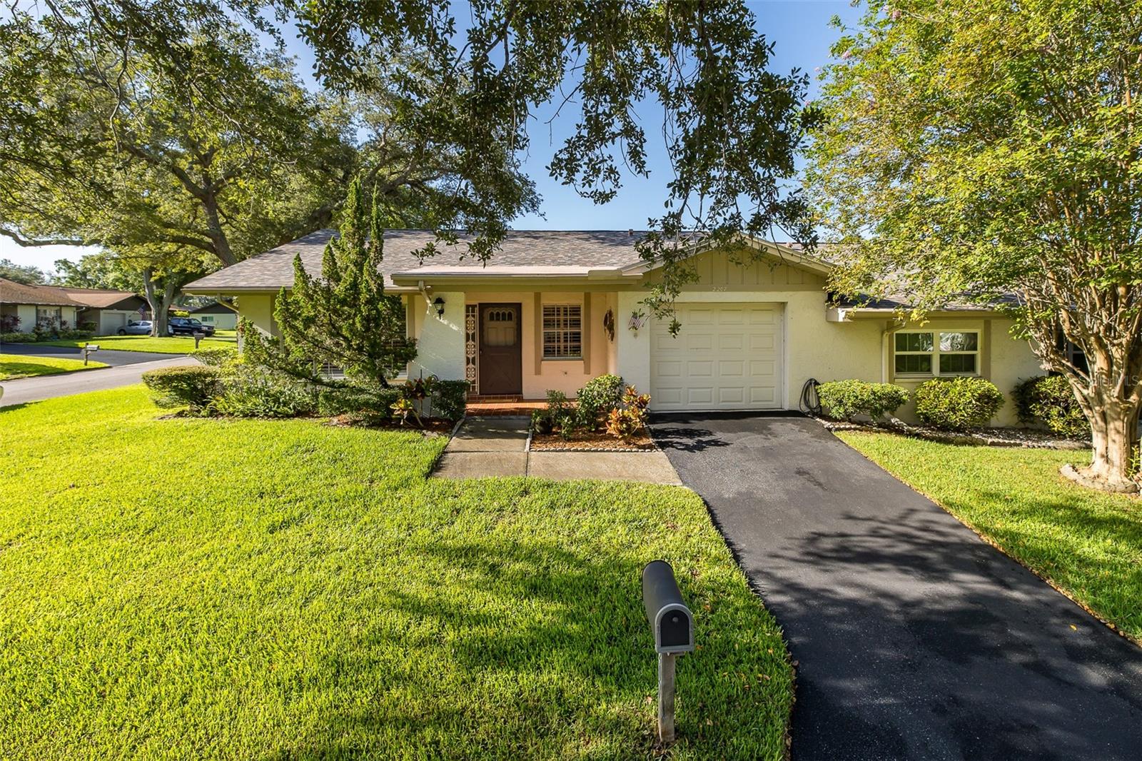 Photo of 2207 MARSHALL DRIVE DUNEDIN FL 34698