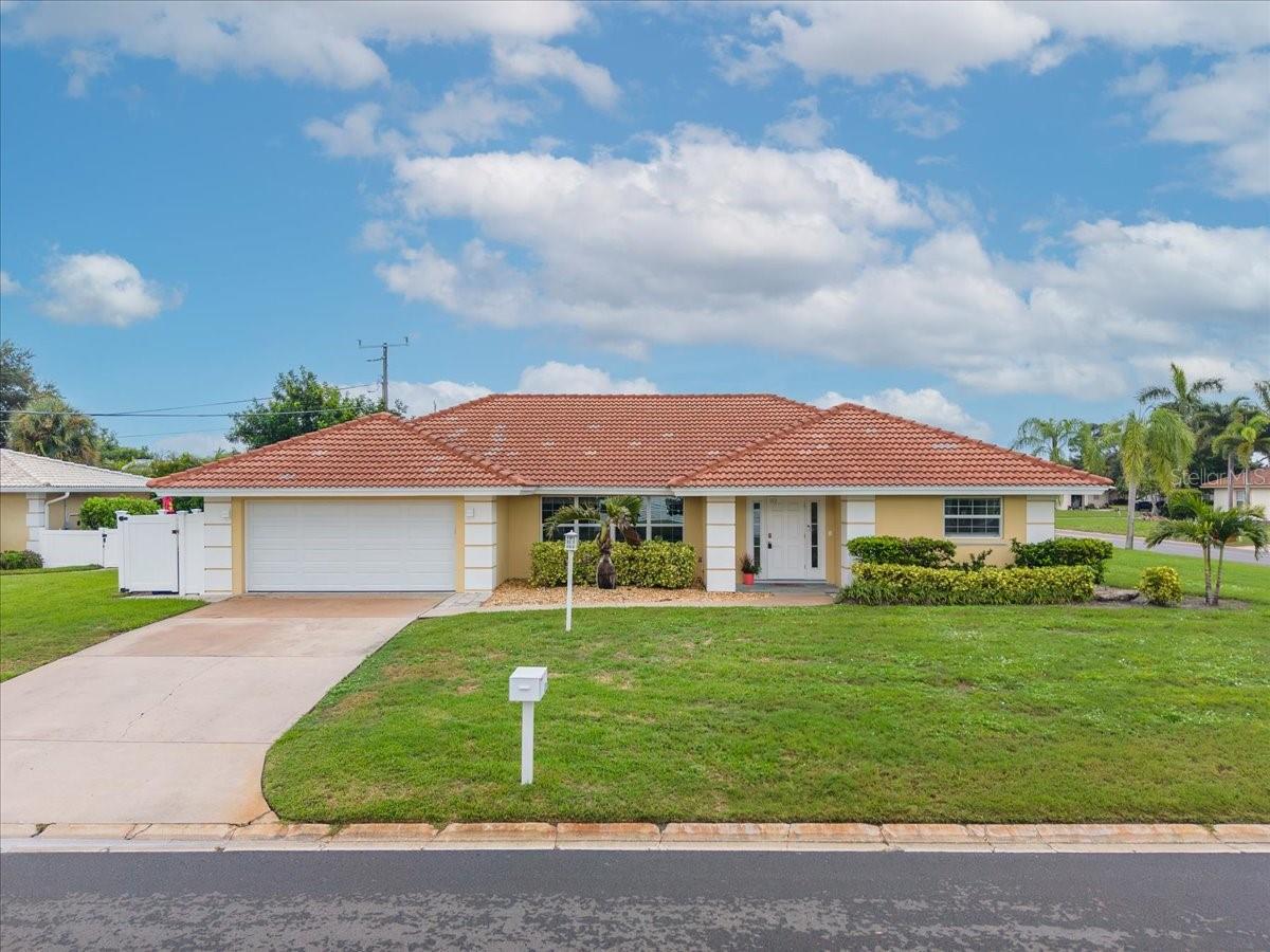 Photo of 100 MATISSE CIRCLE NOKOMIS FL 34275