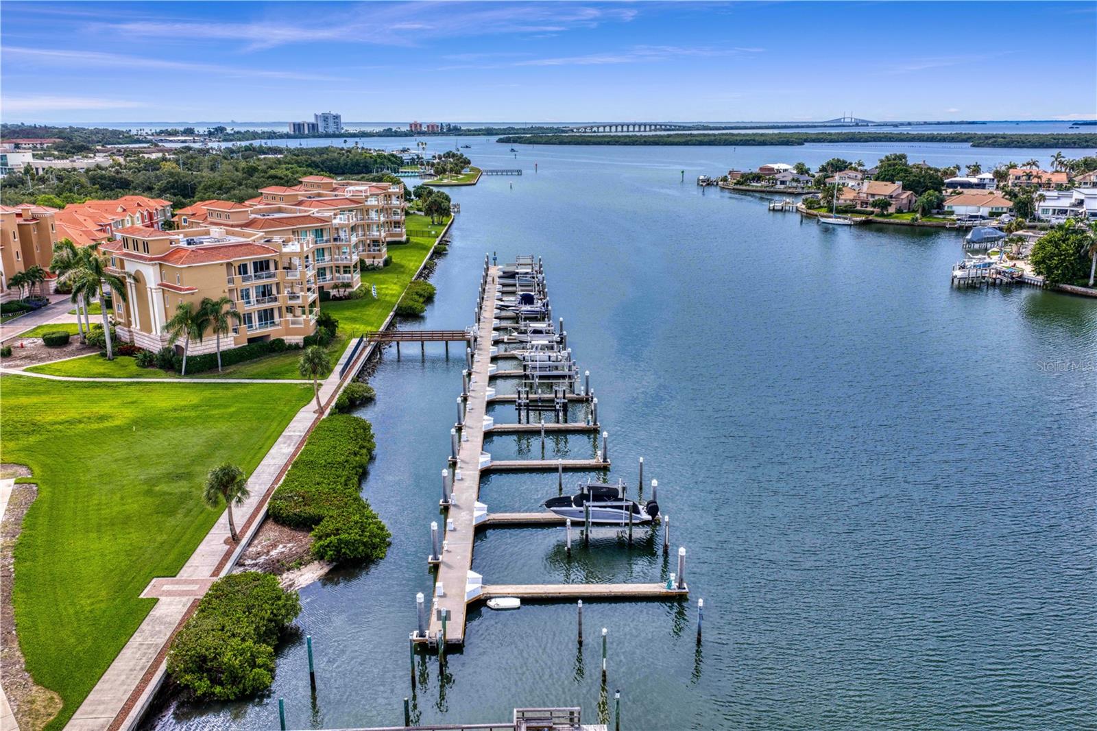 Photo of 43 BAYVIEW COURT #A ST PETERSBURG FL 33711