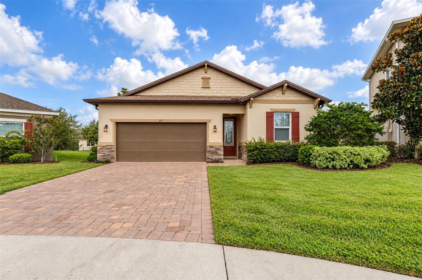 Photo of 203 SANGMON COURT GROVELAND FL 34736