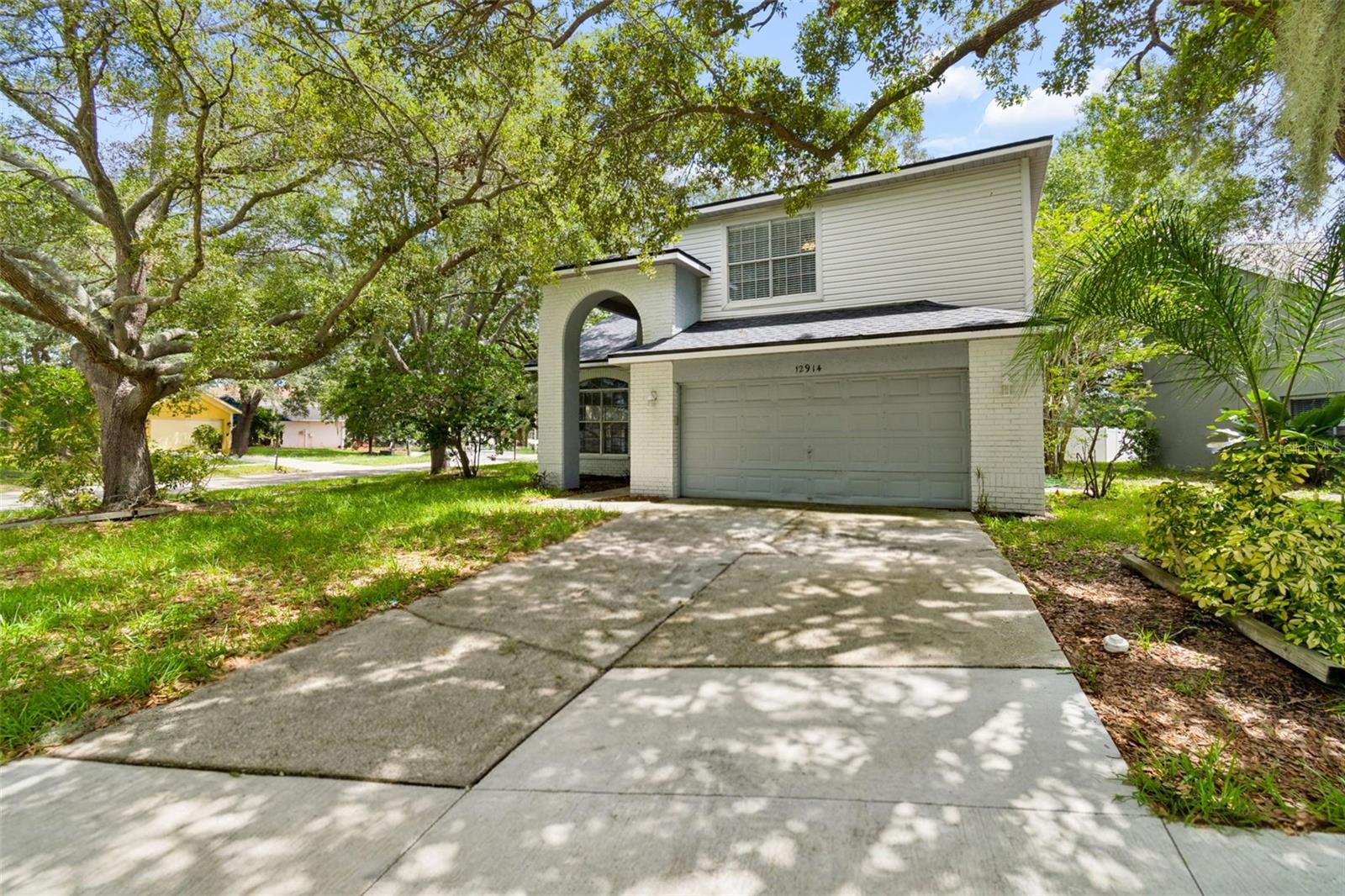 Photo of 12914 LONGCREST DRIVE RIVERVIEW FL 33579