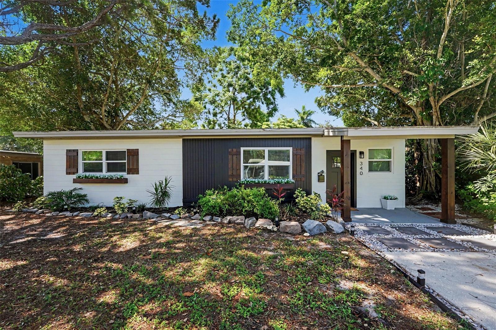 Photo of 340 55TH AVE S ST PETERSBURG FL 33705