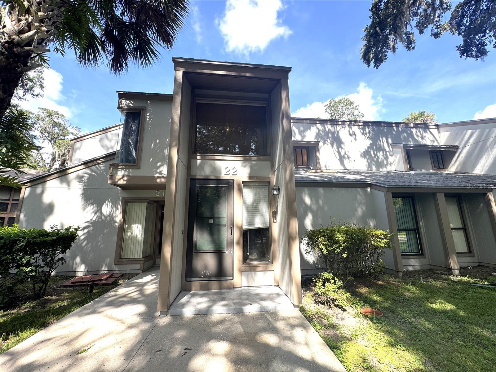 Photo of 22 MID OAKS CIRCLE #22 PALM COAST FL 32137