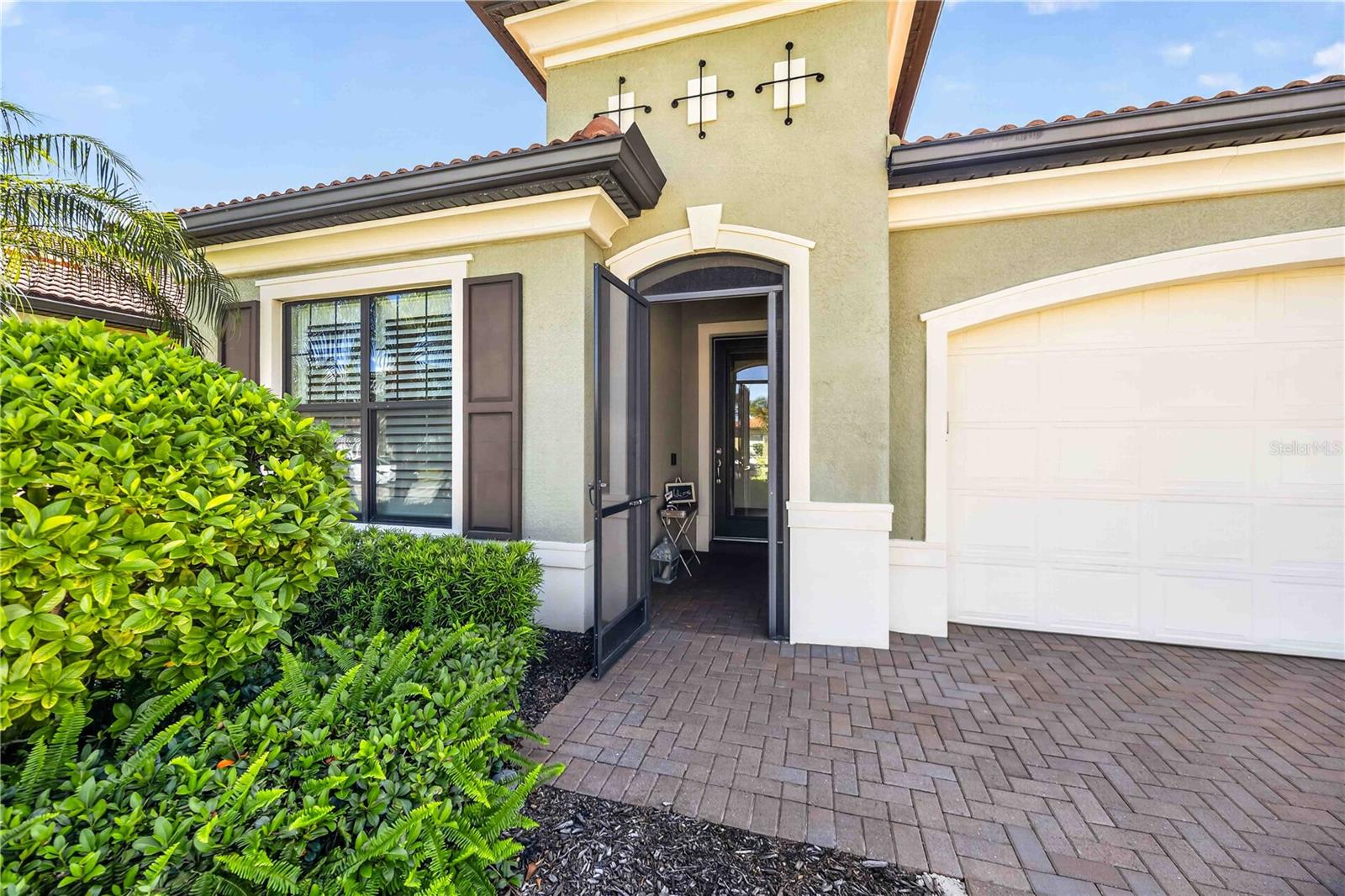 Photo of 24232 GALLBERRY DRIVE VENICE FL 34293
