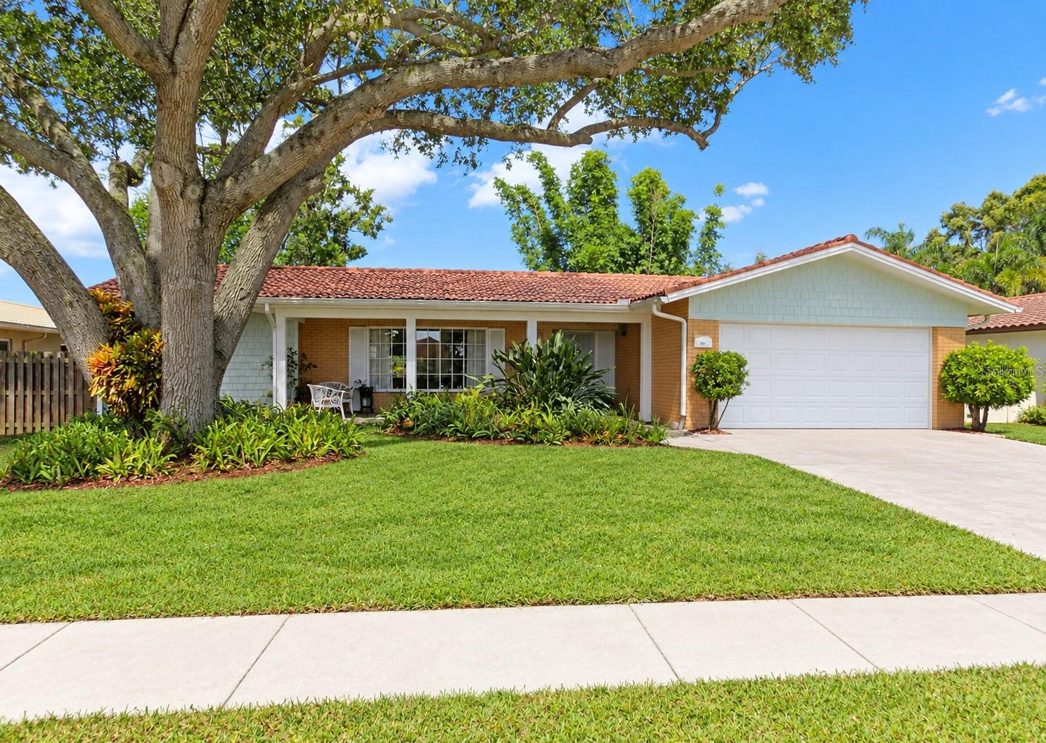 Photo of 1874 WATEROAK DRIVE CLEARWATER FL 33764