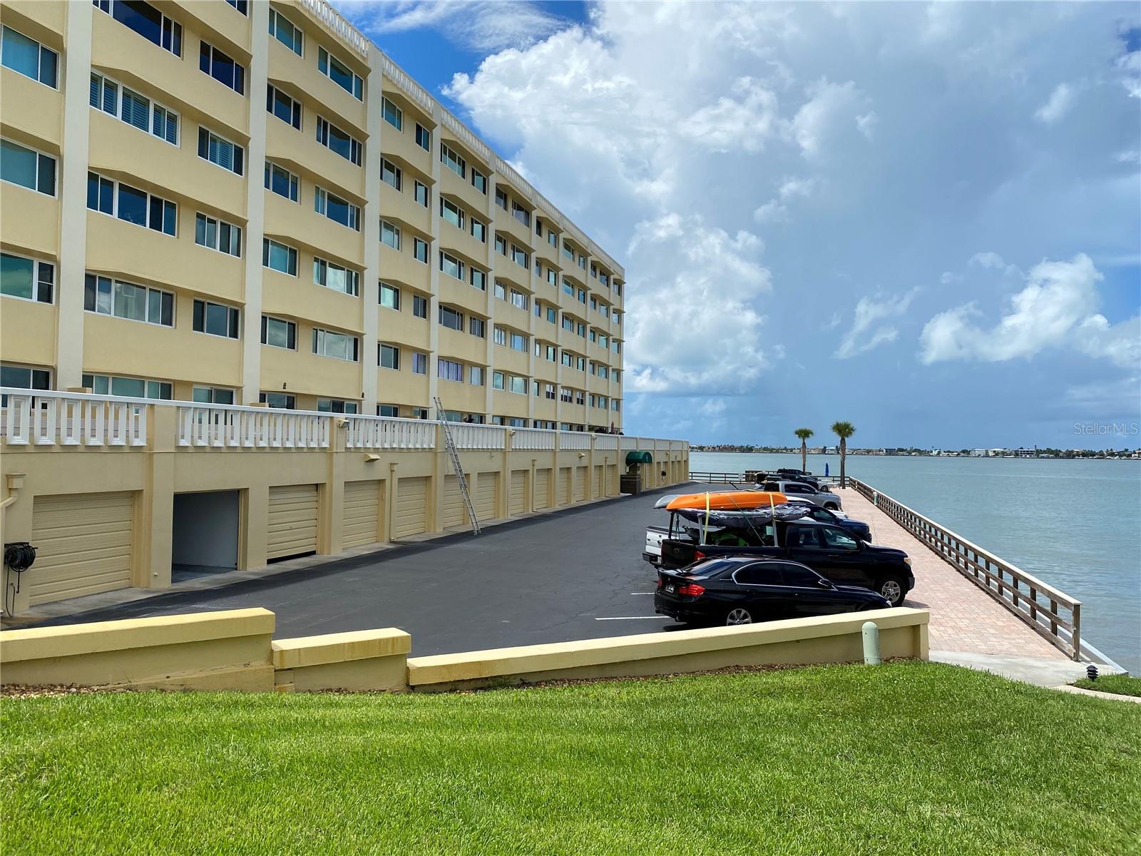 Photo of 100 BLUFF VIEW DRIVE #603C BELLEAIR BLUFFS FL 33770
