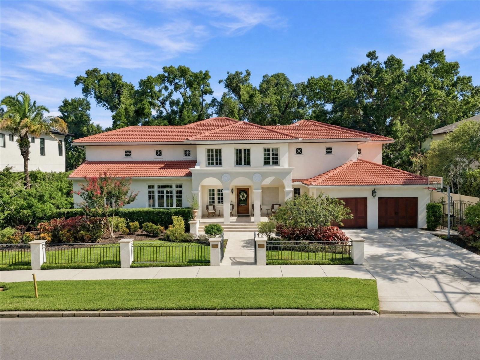 Photo of 4537 W SWANN AVENUE TAMPA FL 33609