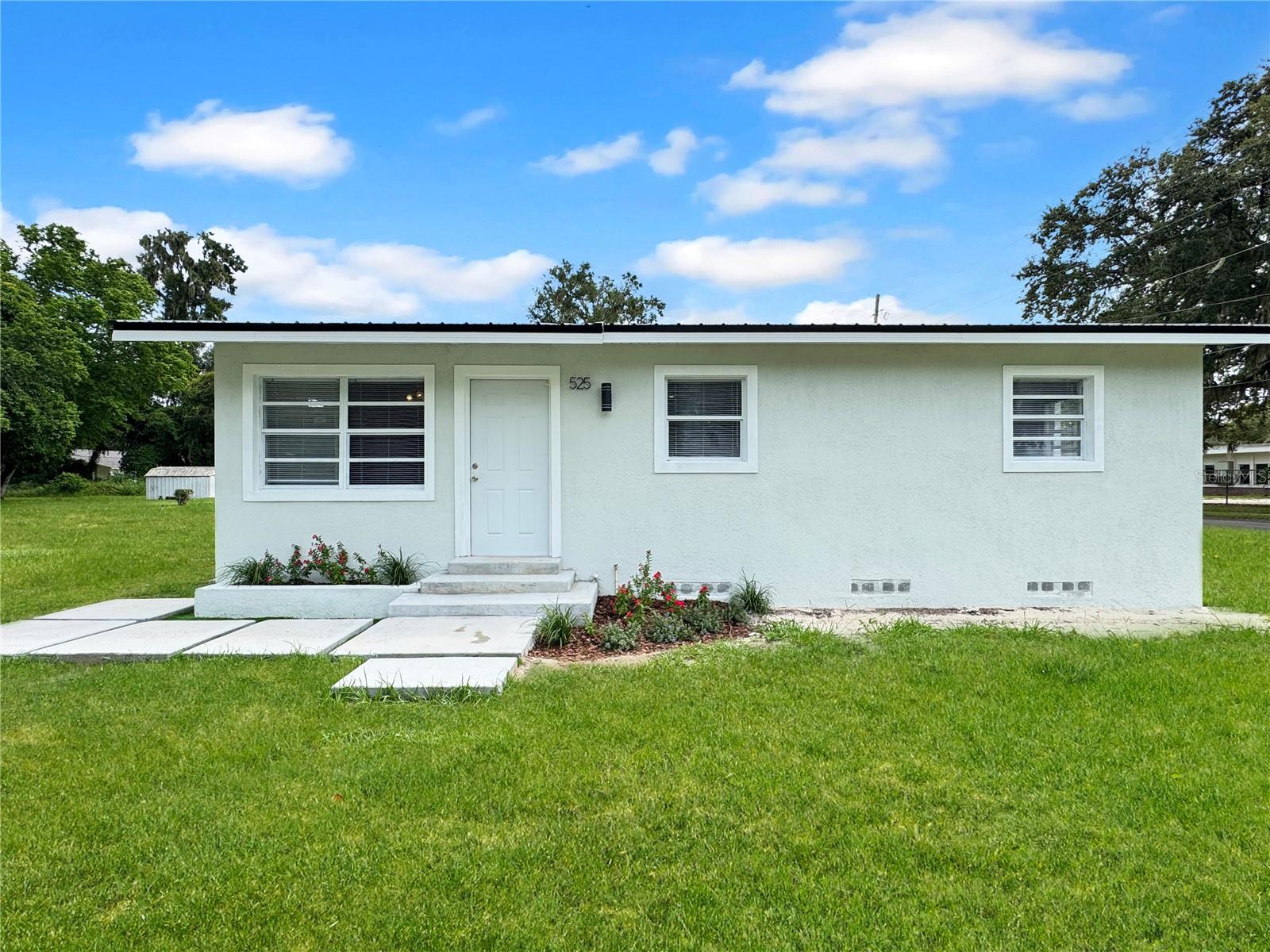 Photo of 525 S SEMINOLE AVENUE FORT MEADE FL 33841