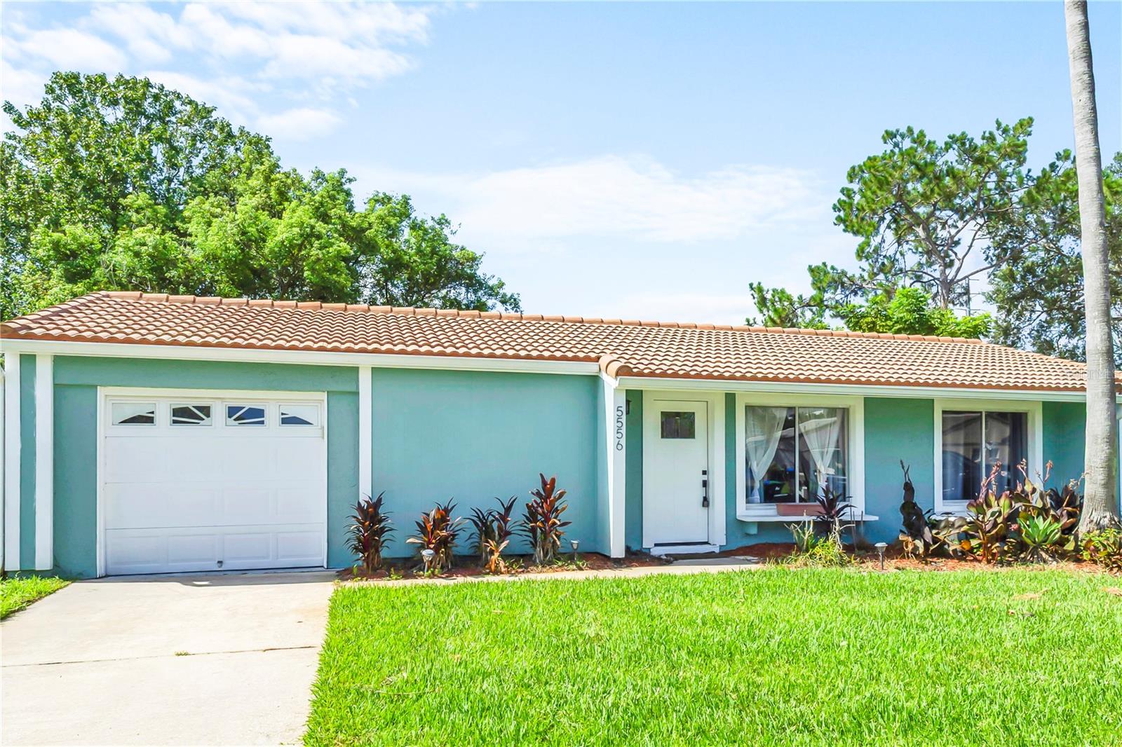 Photo of 5556 MEMORIAL DRIVE ORLANDO FL 32821