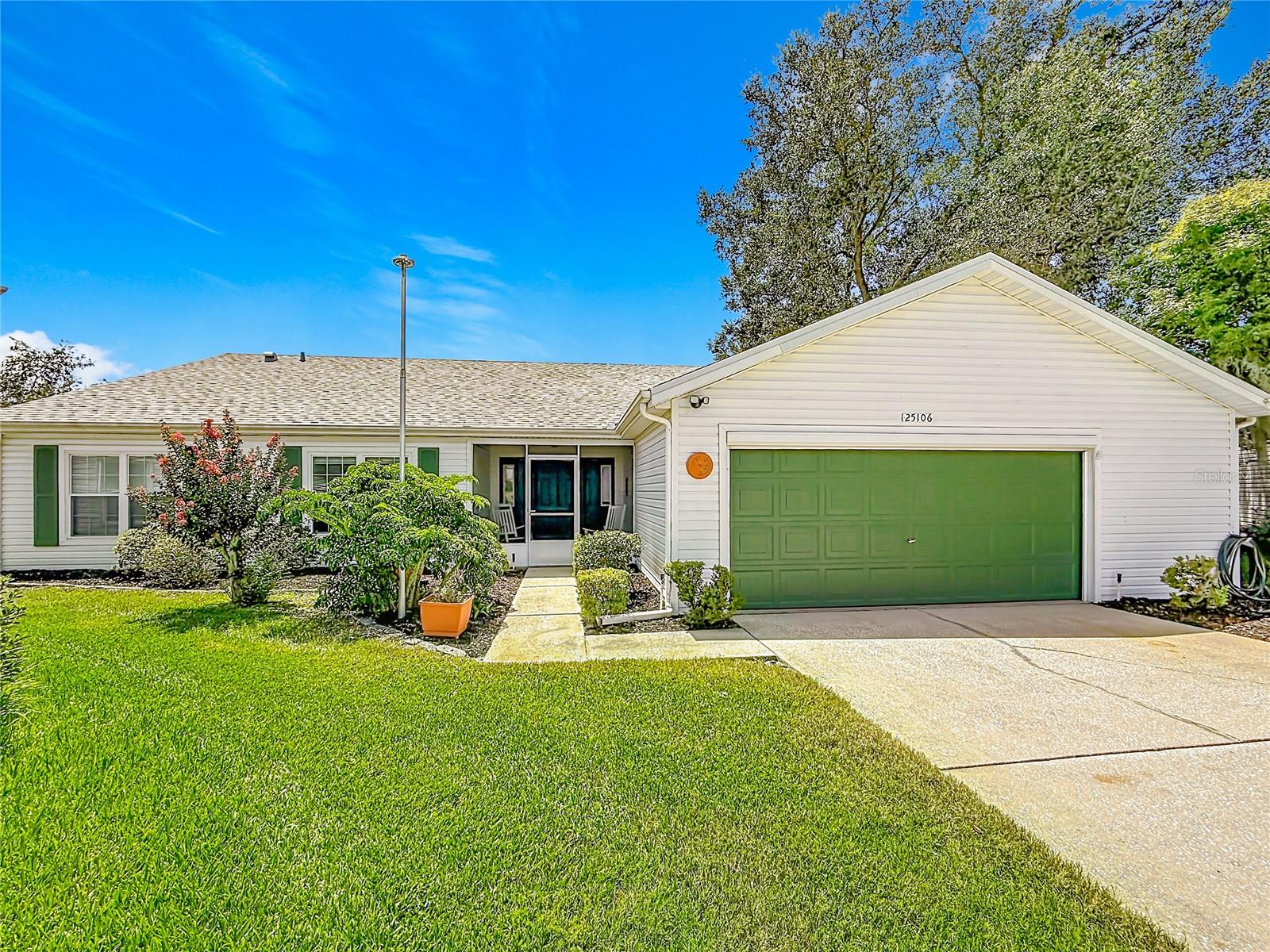 Photo of 25106 MERIWEATHER ROAD LEESBURG FL 34748