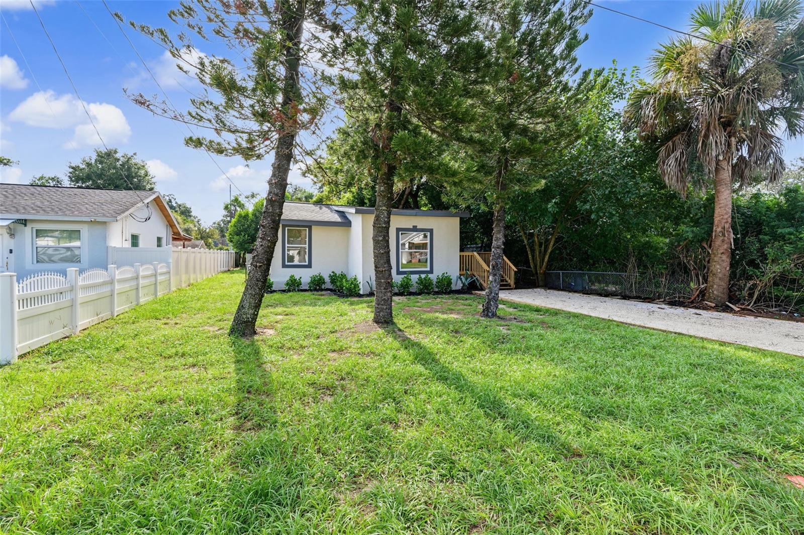 Photo of 8713 N EDISON AVENUE TAMPA FL 33604