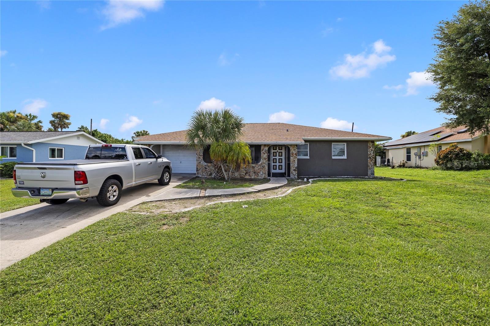 Photo of 1547 SHEEHAN BOULEVARD PORT CHARLOTTE FL 33952