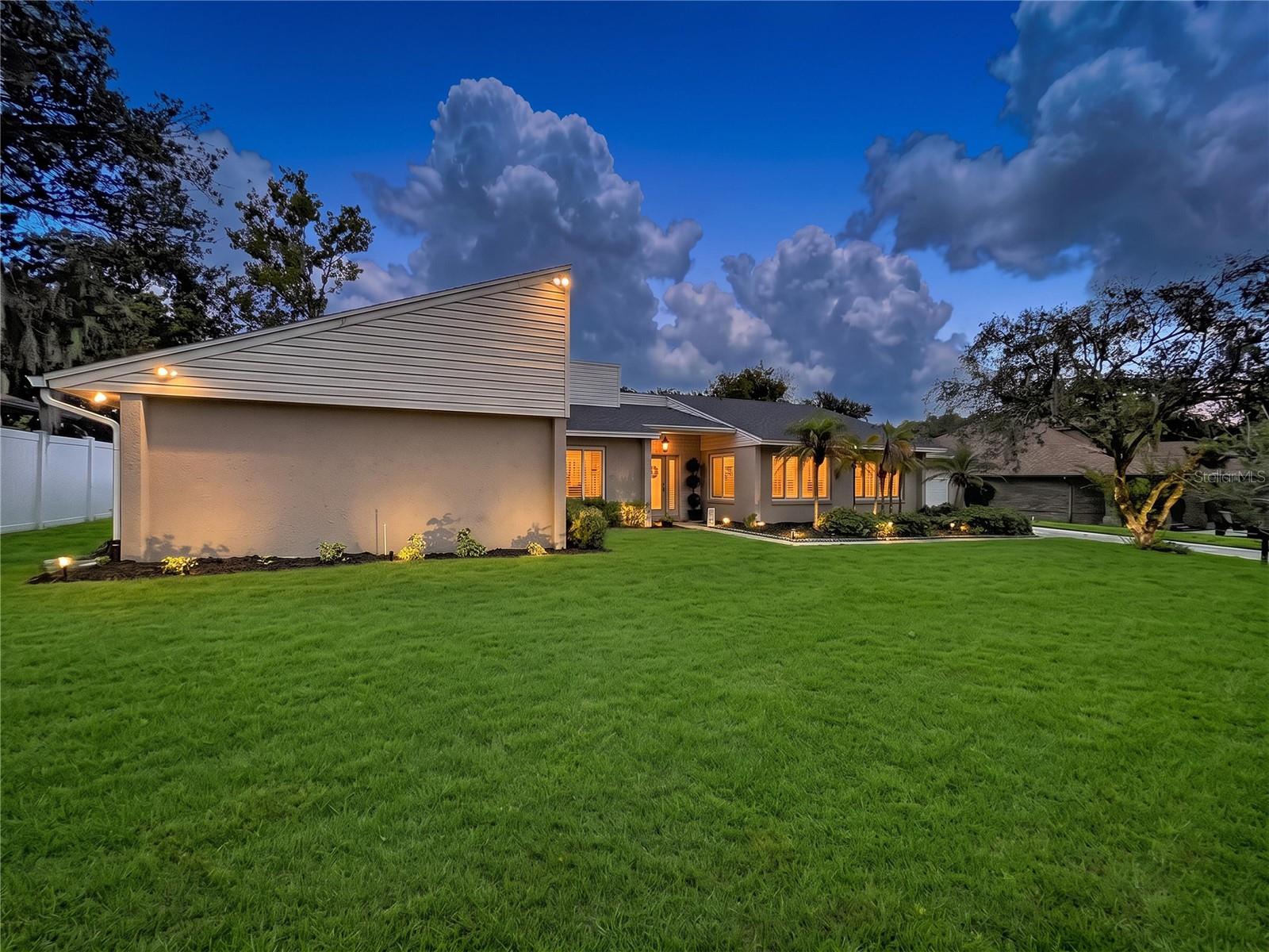 Photo of 1068 SUGARTREE DRIVE LAKELAND FL 33813