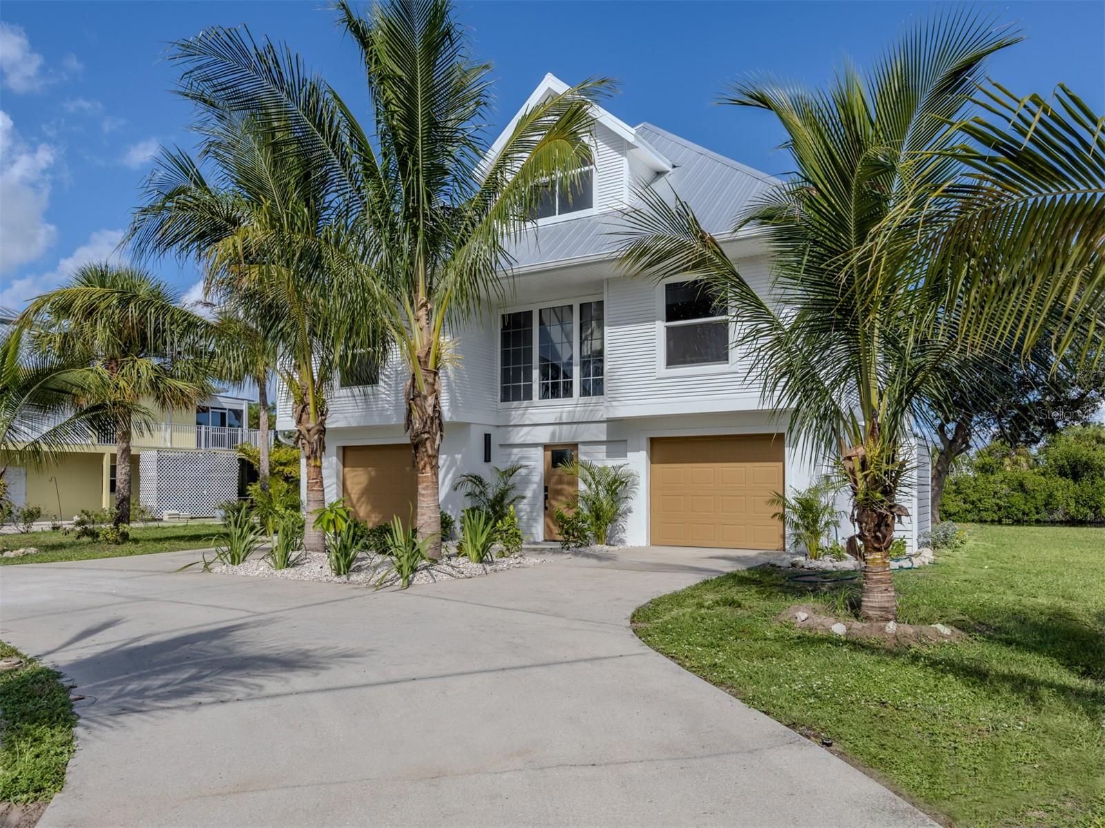 Photo of 13075 VIA CASSIA PLACIDA FL 33946