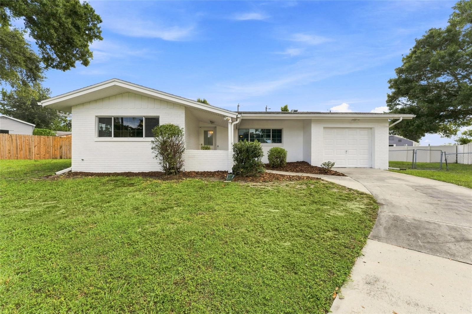 Photo of 1773 LONDON LN CLEARWATER FL 33756