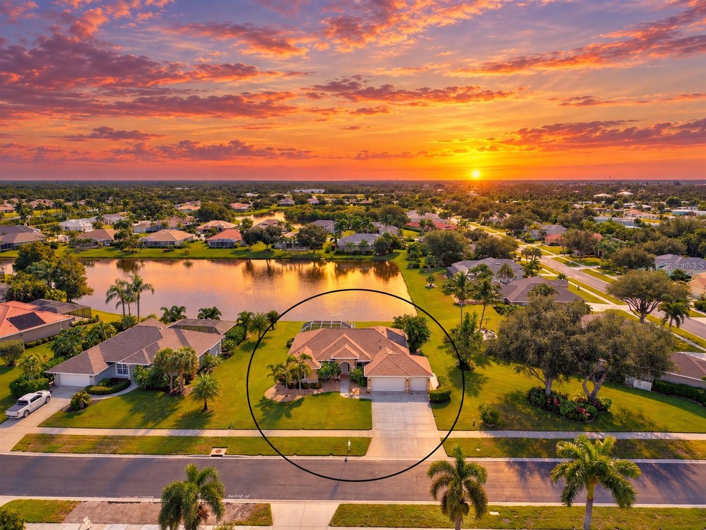 Photo of 203 LAKE VICTORIA COURT ENGLEWOOD FL 34223