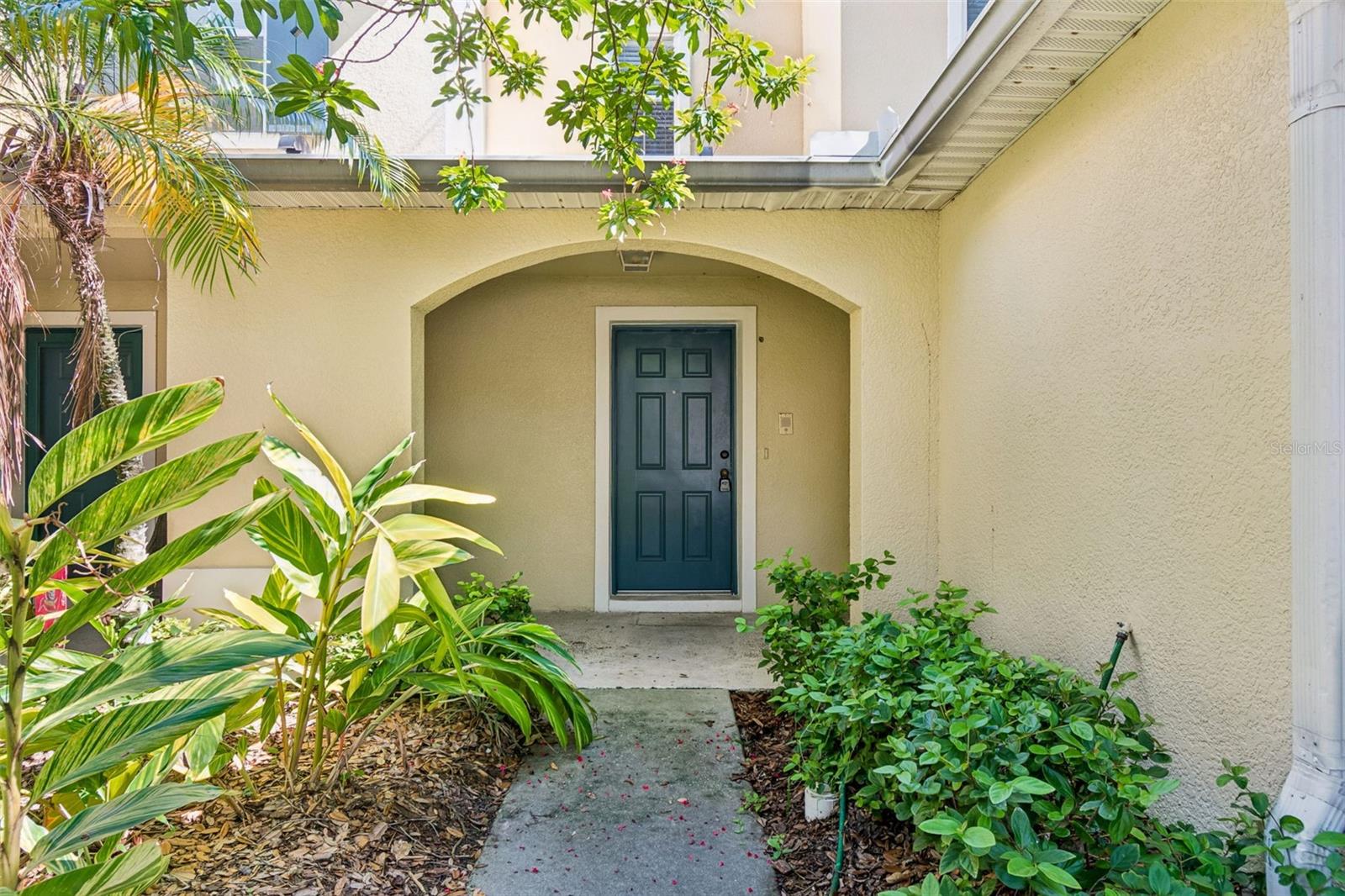 Photo of 10818 GREAT CARLISLE COURT RIVERVIEW FL 33578