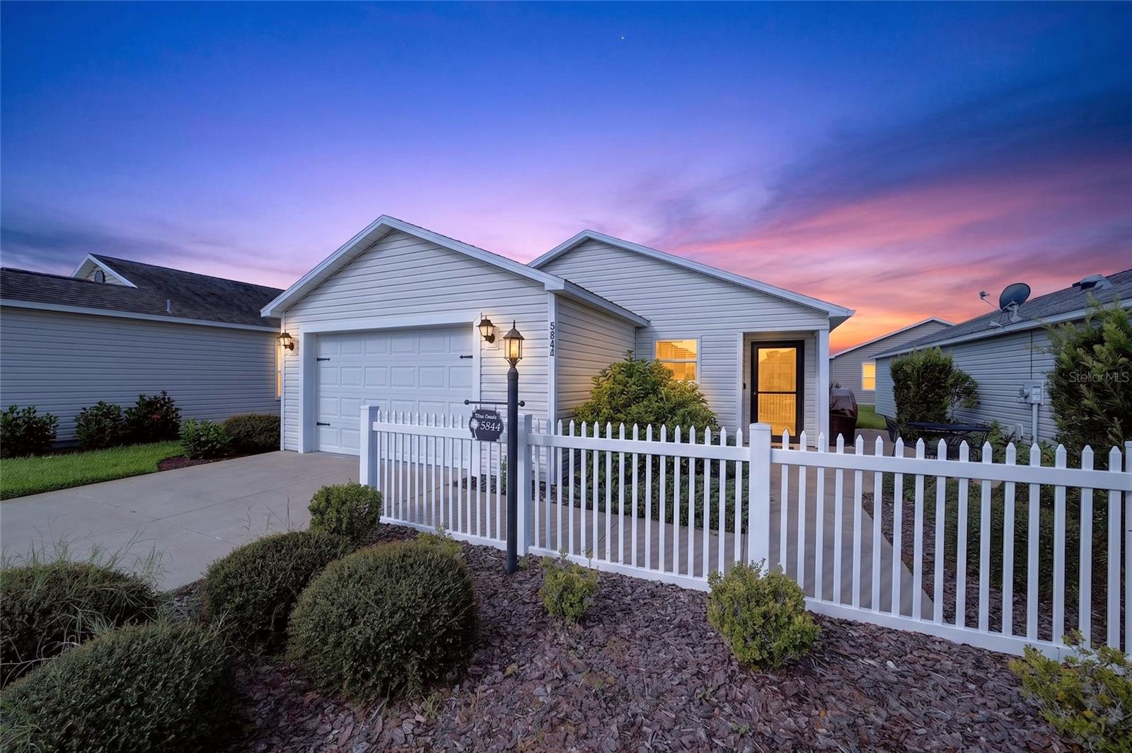Photo of 5844 MARSH COURT THE VILLAGES FL 32163