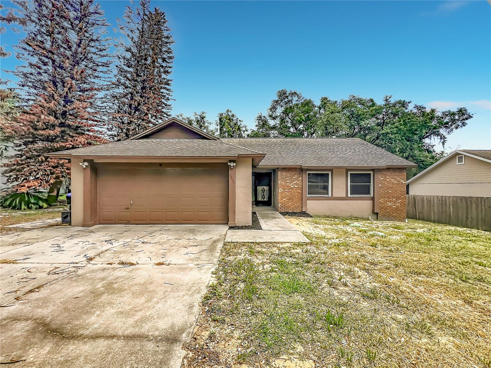 Photo of 5915 GROVELINE DRIVE ORLANDO FL 32810