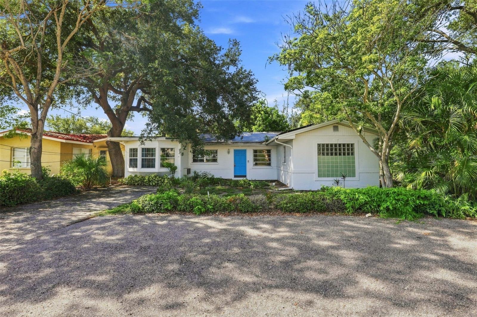 Photo of 1840 GLENGARY STREET SARASOTA FL 34231